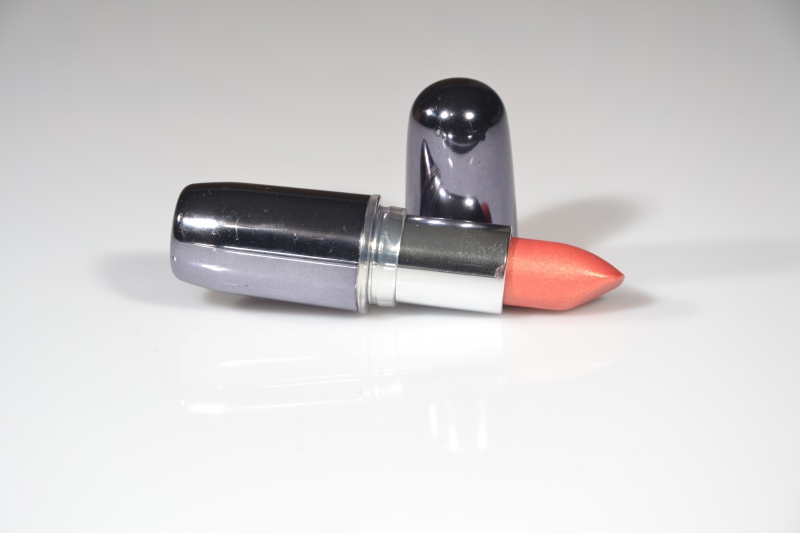 esthetique-LA ROCHETTE-min_lipstick-273109